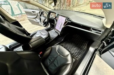 Ліфтбек Tesla Model S 2014 в Одесі