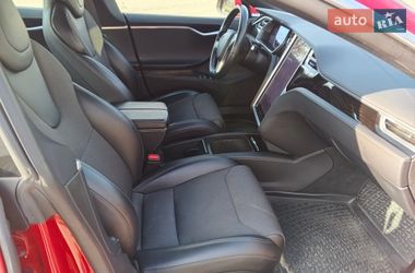 Лифтбек Tesla Model S 2017 в Киеве