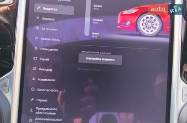 Лифтбек Tesla Model S 2017 в Киеве