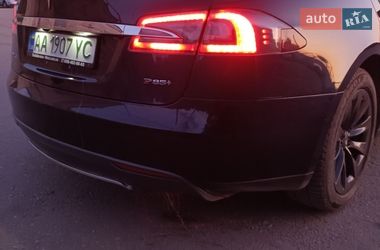 Ліфтбек Tesla Model S 2013 в Києві