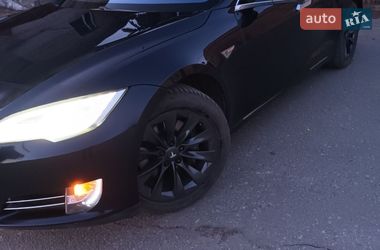 Ліфтбек Tesla Model S 2013 в Києві