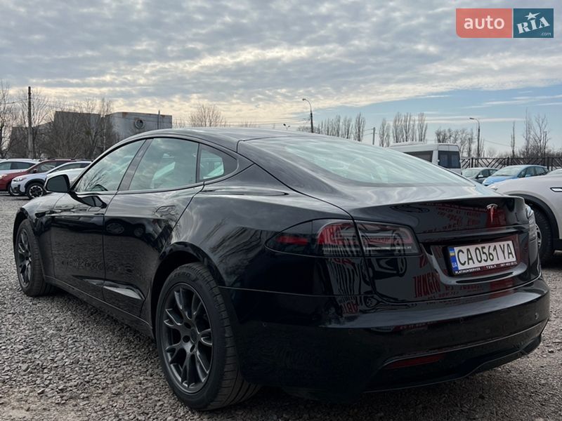 Ліфтбек Tesla Model S 2022 в Черкасах