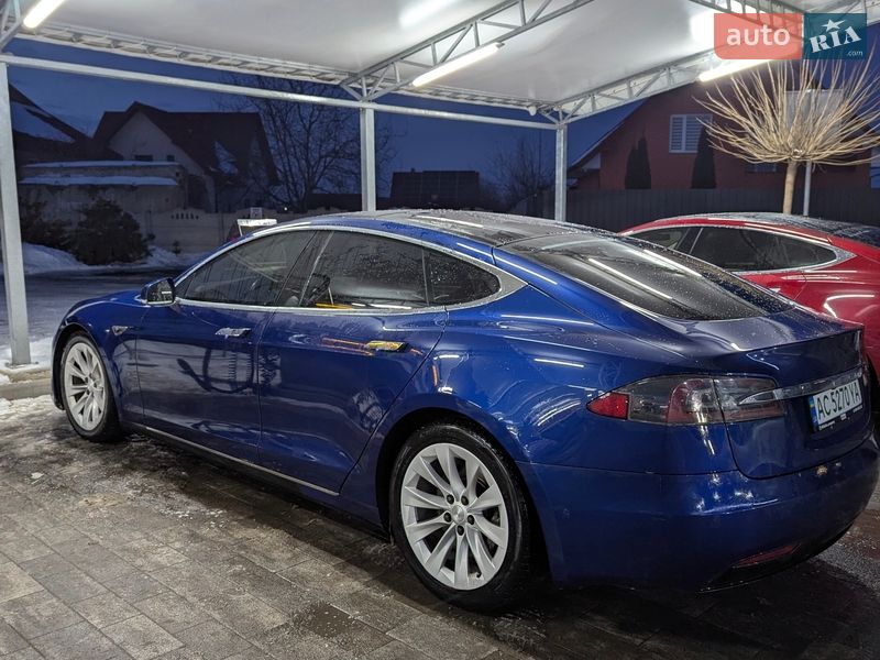 Лифтбек Tesla Model S 2016 в Луцке фото 9 Лифтбек Tesla Model S 2016 в Луцке