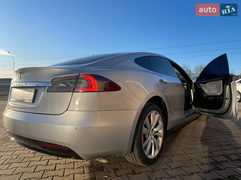 Лифтбек Tesla Model S 2015 в Луцке фото 7 Лифтбек Tesla Model S 2015 в Луцке