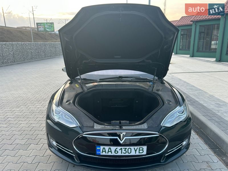 Ліфтбек Tesla Model S 2013 в Ірпені фото 4 Ліфтбек Tesla Model S 2013 в Ірпені