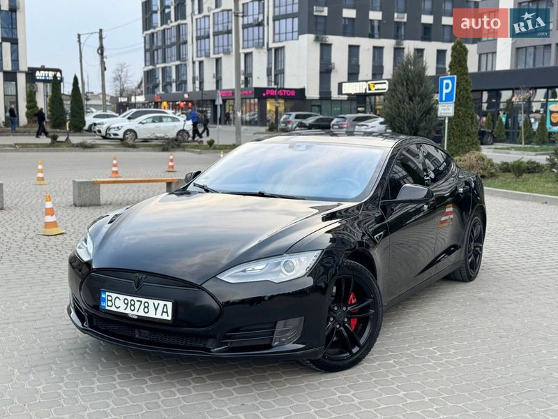 Лифтбек Tesla Model S 2015 в Львове фото 15 Лифтбек Tesla Model S 2015 в Львове