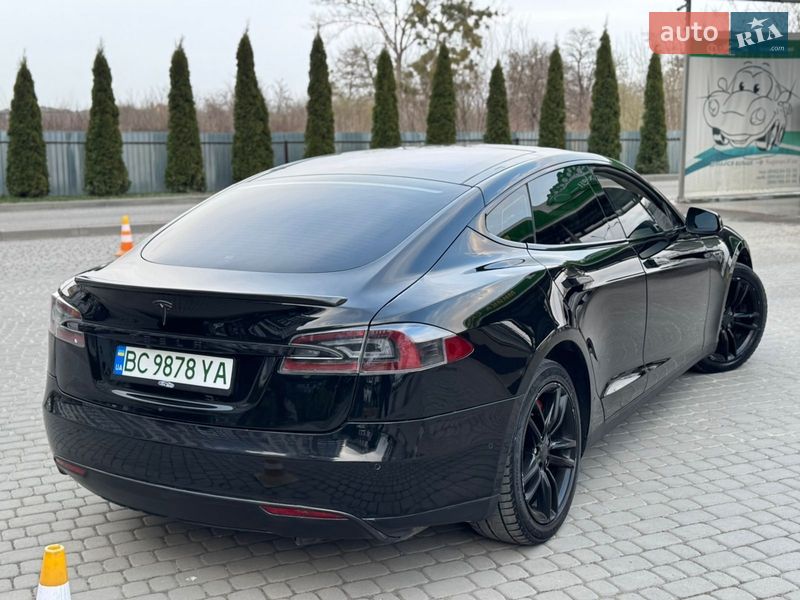 Лифтбек Tesla Model S 2015 в Львове фото 24 Лифтбек Tesla Model S 2015 в Львове