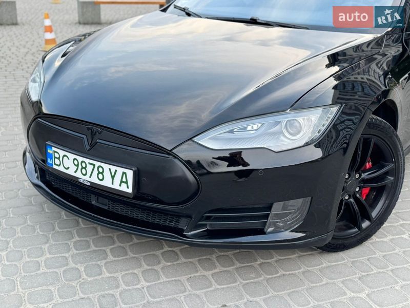 Лифтбек Tesla Model S 2015 в Львове фото 21 Лифтбек Tesla Model S 2015 в Львове