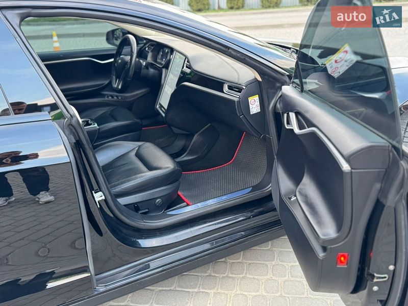 Лифтбек Tesla Model S 2015 в Львове фото 49 Лифтбек Tesla Model S 2015 в Львове