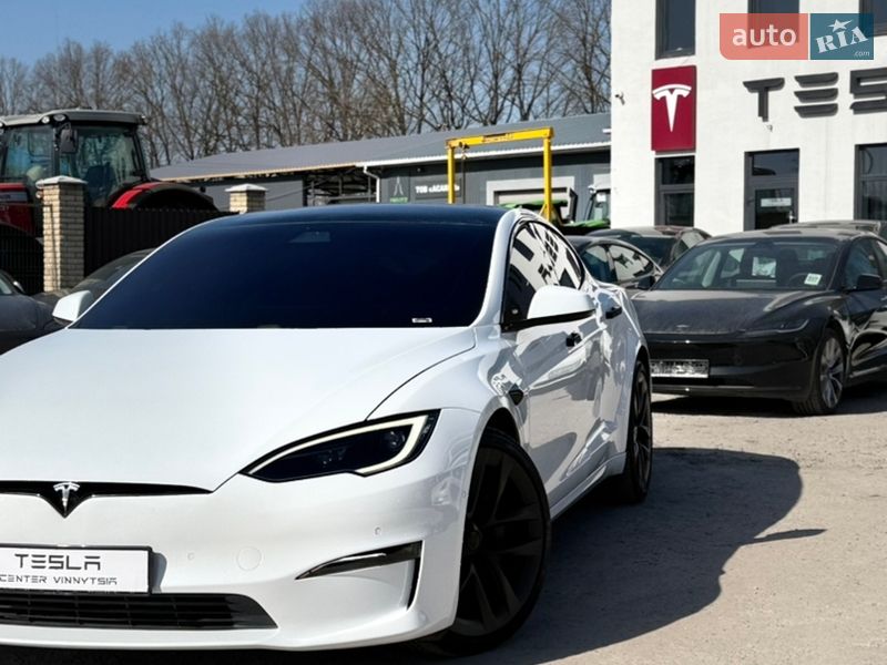 Ліфтбек Tesla Model S 2022 в Вінниці