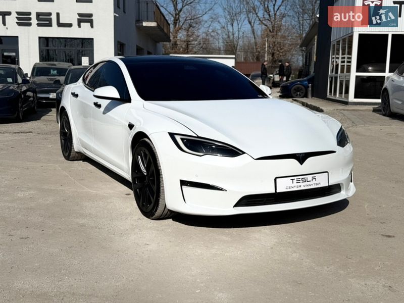 Ліфтбек Tesla Model S 2022 в Вінниці