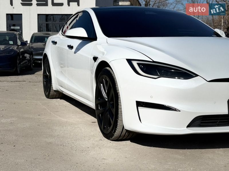 Ліфтбек Tesla Model S 2022 в Вінниці