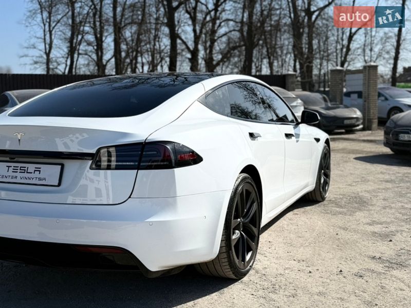 Ліфтбек Tesla Model S 2022 в Вінниці