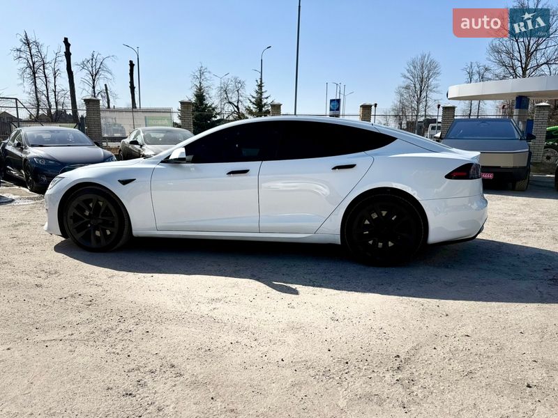 Ліфтбек Tesla Model S 2022 в Вінниці