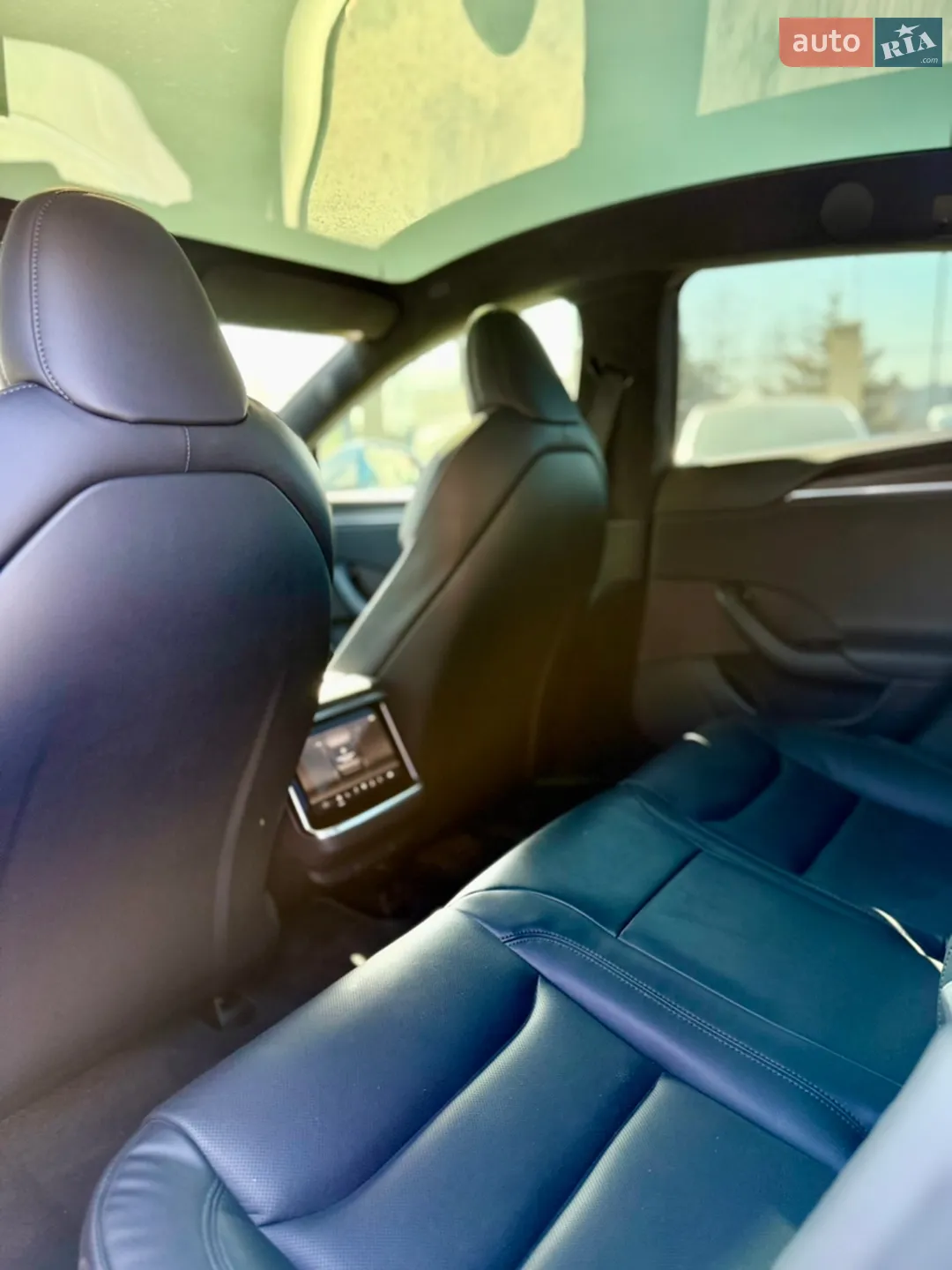 2022 Tesla Model S - мініатюра 26