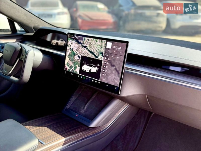 Ліфтбек Tesla Model S 2022 в Вінниці
