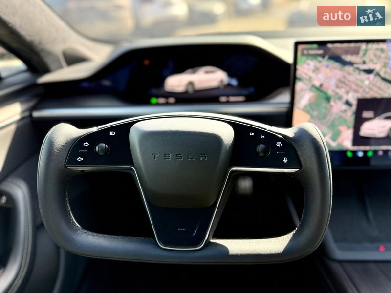 Лифтбек Tesla Model S 2022 в Виннице