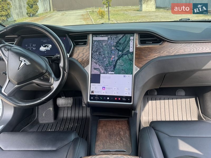 Ліфтбек Tesla Model S 2018 в Софіївській Борщагівці