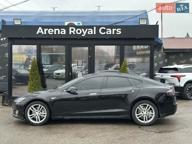Лифтбек Tesla Model S 2014 в Харькове фото 5 Лифтбек Tesla Model S 2014 в Харькове
