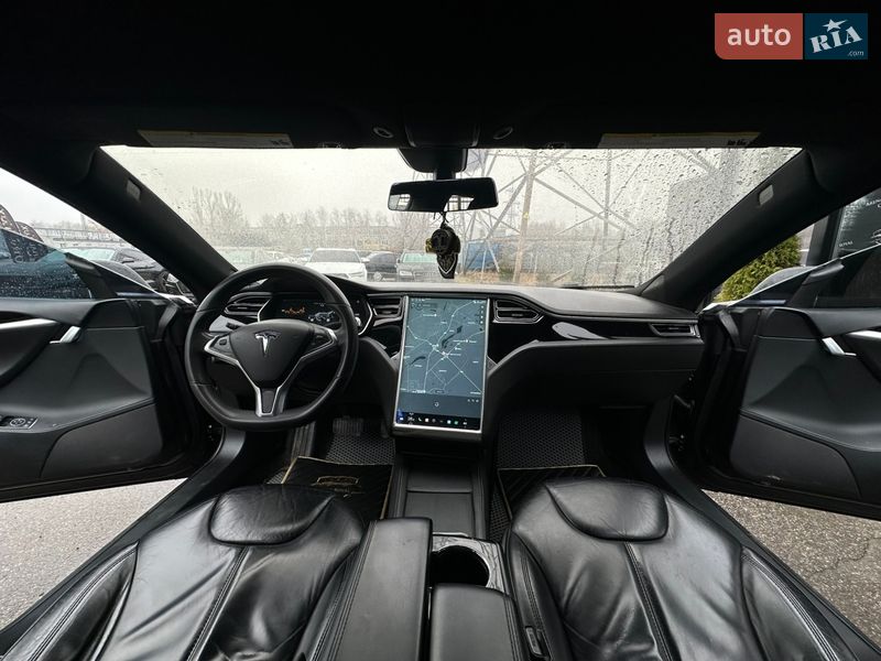 Лифтбек Tesla Model S 2014 в Харькове фото 19 Лифтбек Tesla Model S 2014 в Харькове
