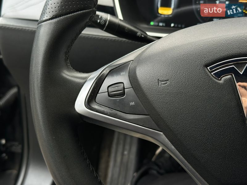 Лифтбек Tesla Model S 2014 в Харькове фото 27 Лифтбек Tesla Model S 2014 в Харькове