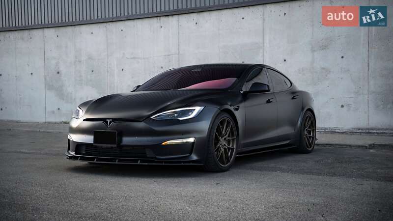 Лифтбек Tesla Model S 2021 в Киеве