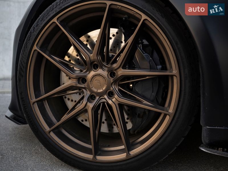 Лифтбек Tesla Model S 2021 в Киеве