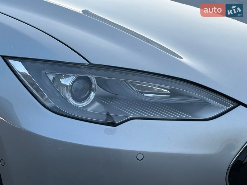 Ліфтбек Tesla Model S 2014 в Рівному фото 17 Ліфтбек Tesla Model S 2014 в Рівному