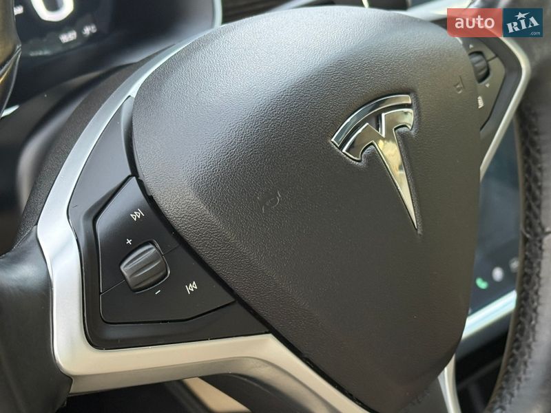 Ліфтбек Tesla Model S 2014 в Рівному фото 57 Ліфтбек Tesla Model S 2014 в Рівному