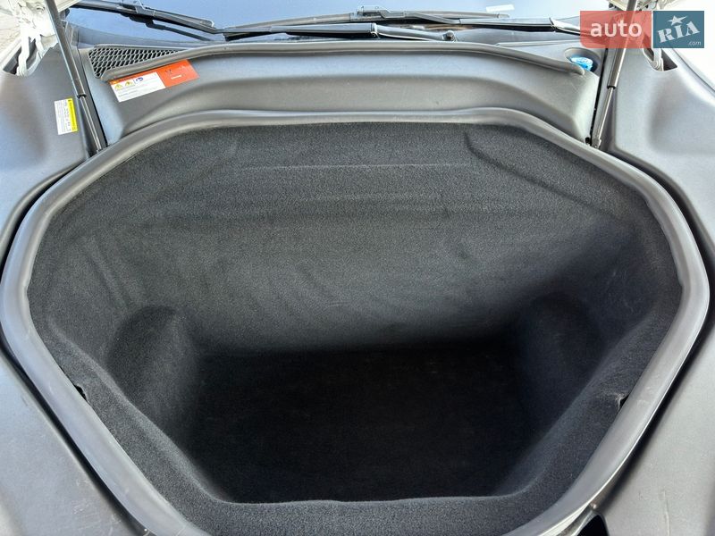 Лифтбек Tesla Model S 2015 в Виннице фото 25 Лифтбек Tesla Model S 2015 в Виннице