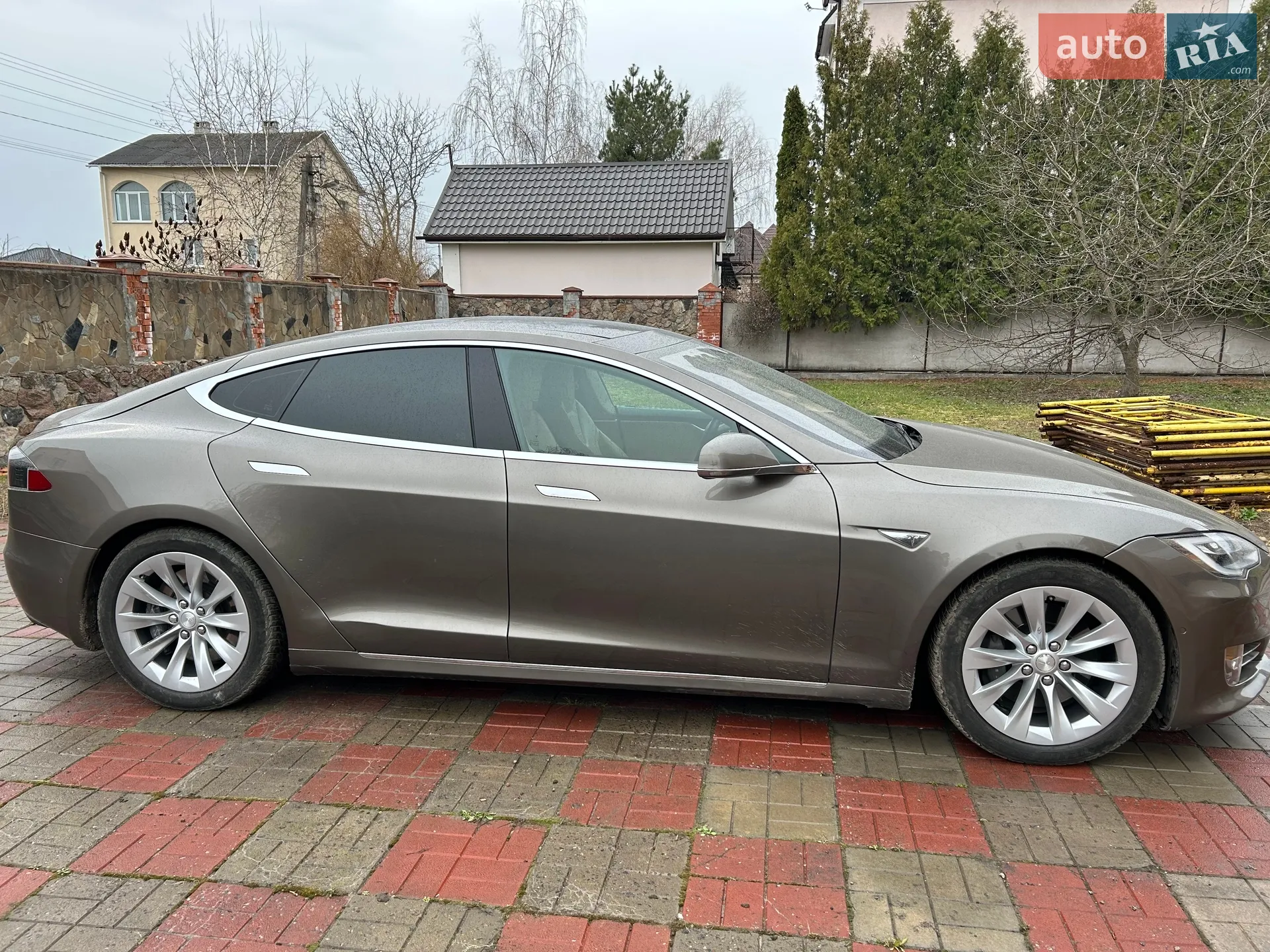 2016 Tesla Model S - мініатюра 6