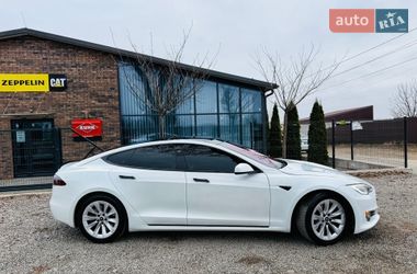 Ліфтбек Tesla Model S 2018 в Вінниці