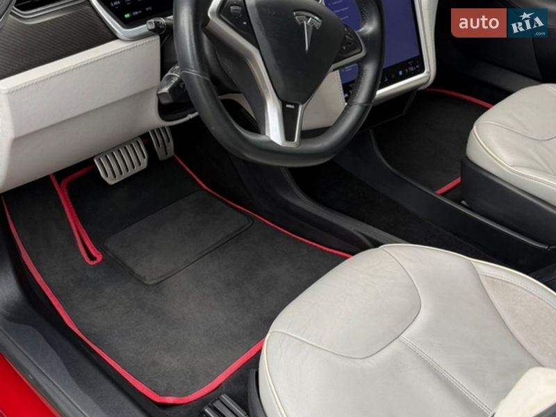 Ліфтбек Tesla Model S 2013 в Умані фото 12 Ліфтбек Tesla Model S 2013 в Умані