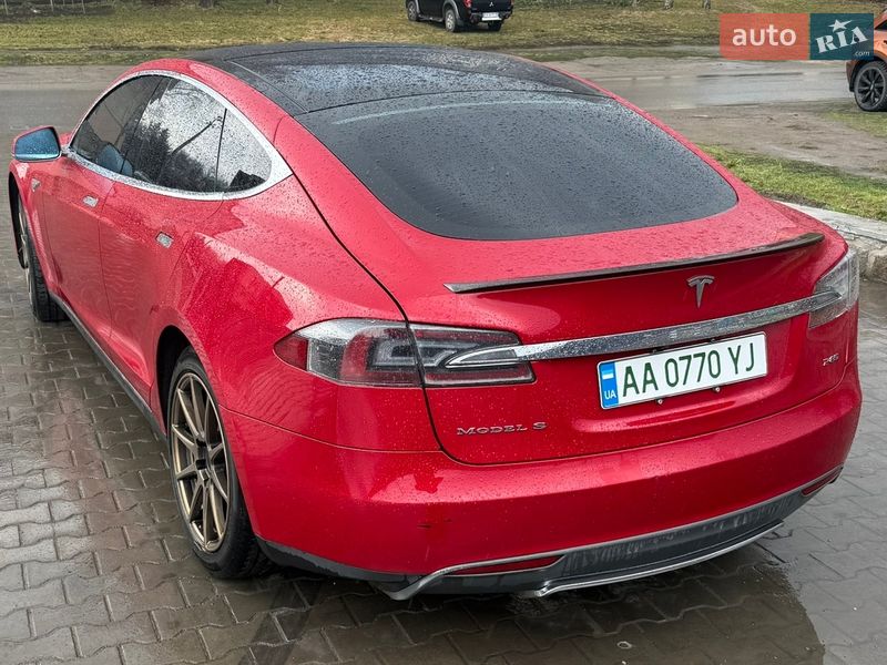 Лифтбек Tesla Model S 2013 в Умани фото 5 Лифтбек Tesla Model S 2013 в Умани
