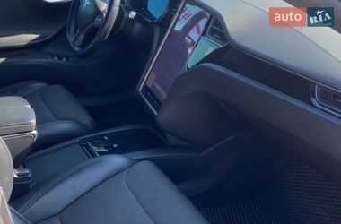 Ліфтбек Tesla Model S 2018 в Львові