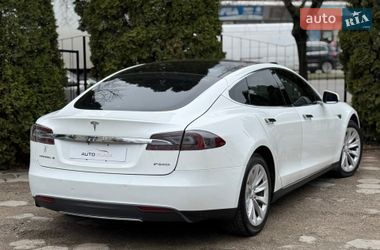 Лифтбек Tesla Model S 2015 в Одессе