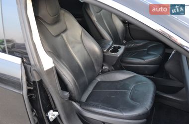 Ліфтбек Tesla Model S 2013 в Луцьку