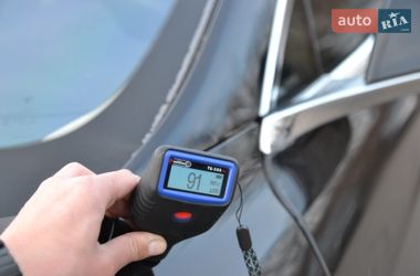 Ліфтбек Tesla Model S 2013 в Луцьку