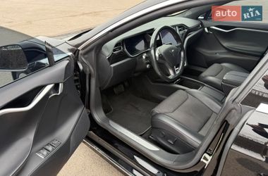 Лифтбек Tesla Model S 2017 в Запорожье