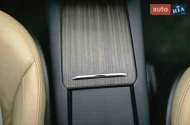 Ліфтбек Tesla Model S 2012 в Києві
