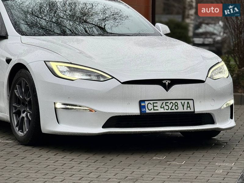 Лифтбек Tesla Model S 2022 в Черновцах