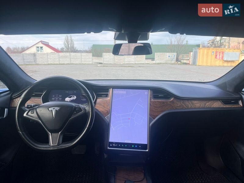 Ліфтбек Tesla Model S 2019 в Первомайську