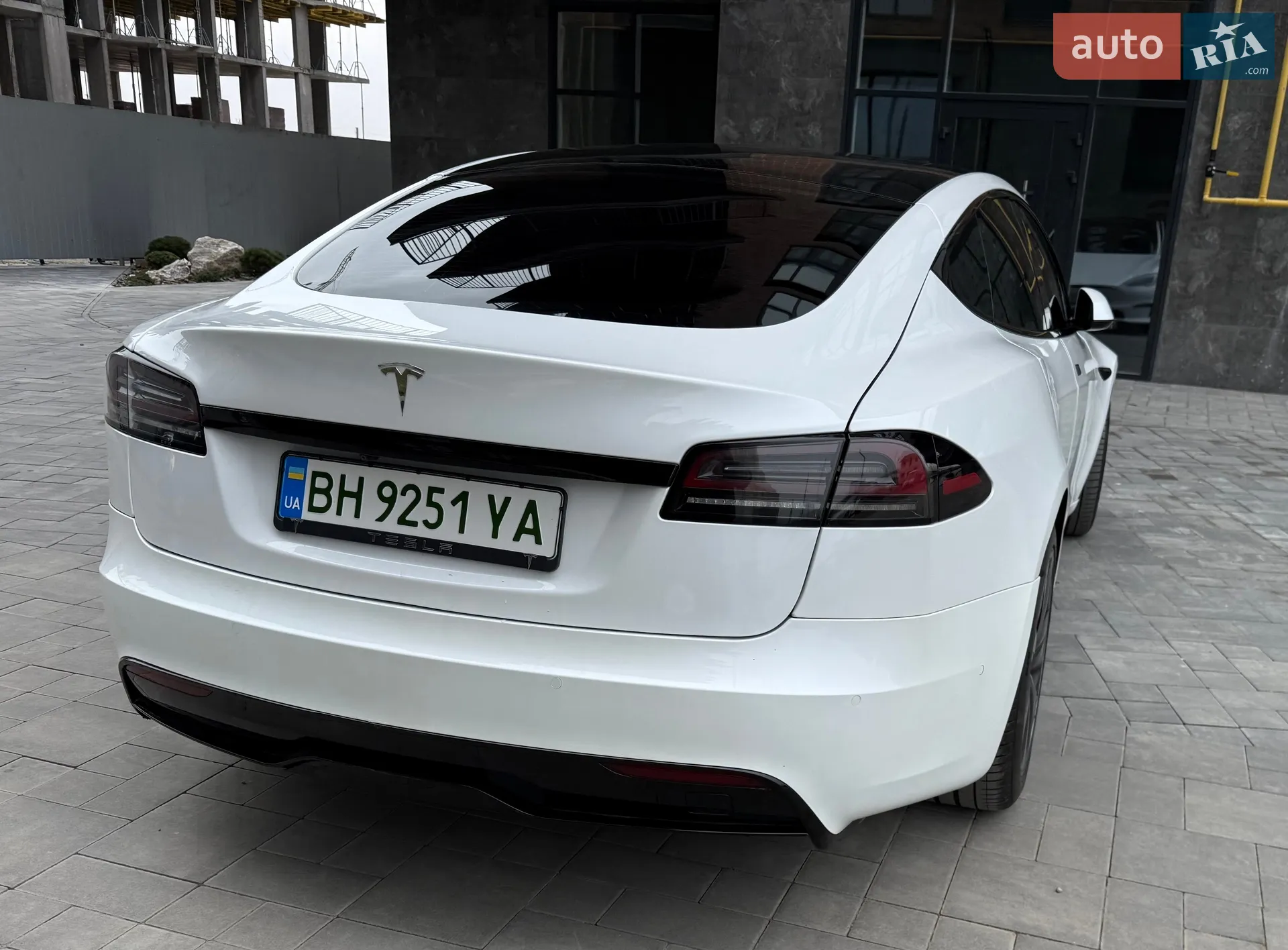 2022 Tesla Model S - мініатюра 15