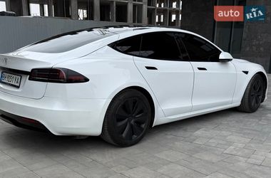 Лифтбек Tesla Model S 2022 в Виннице