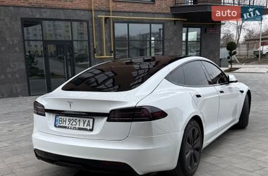 Лифтбек Tesla Model S 2022 в Виннице
