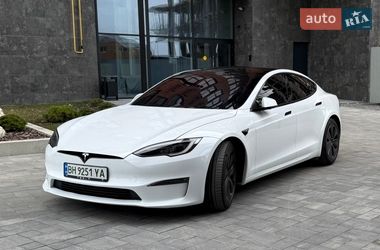 Лифтбек Tesla Model S 2022 в Виннице