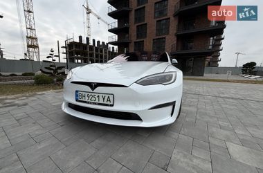Лифтбек Tesla Model S 2022 в Виннице