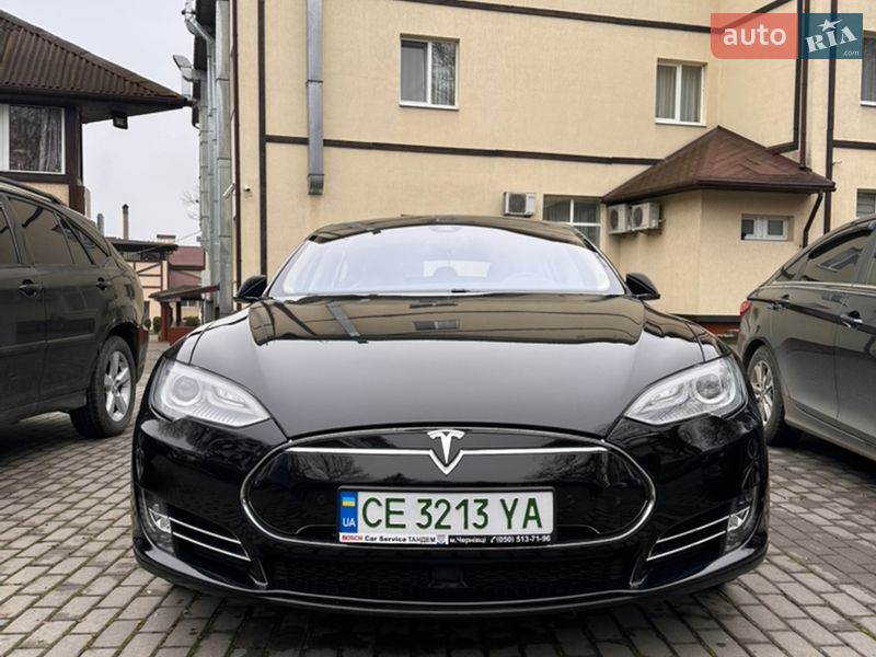 Ліфтбек Tesla Model S 2015 в Чернівцях фото 4 Ліфтбек Tesla Model S 2015 в Чернівцях