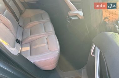 Лифтбек Tesla Model S 2015 в Мерефа