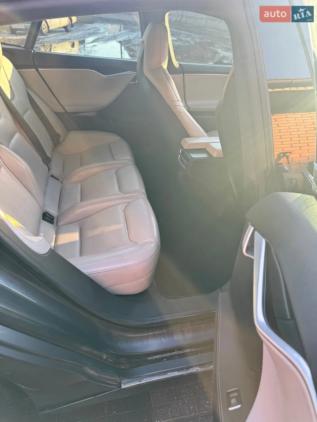2015 Tesla Model S - мініатюра 6